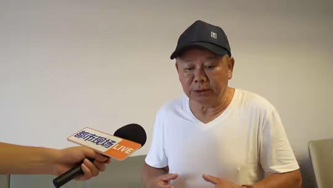 “离大谱！”江西南昌，一男子花8100元，在专卖店买了一台品牌中央空调，享有6年
