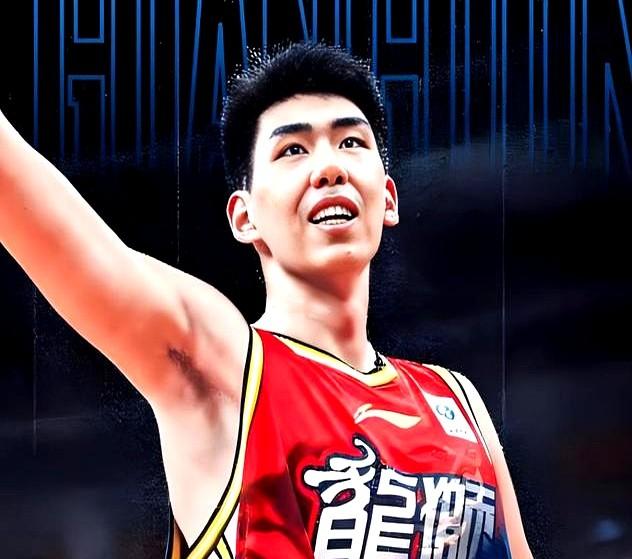 广东球迷盼了一年的那条"大鱼"，真的要游回来了！当初在广东，杜锋让他满场追着小