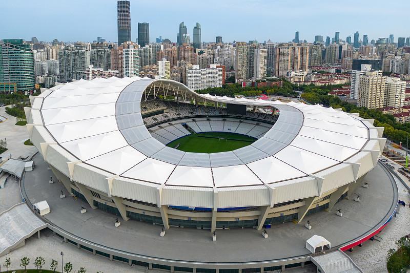 盘点业余联赛永远干不过职业足球的三个城市：1、大连。大连是中国的足球之城，过去