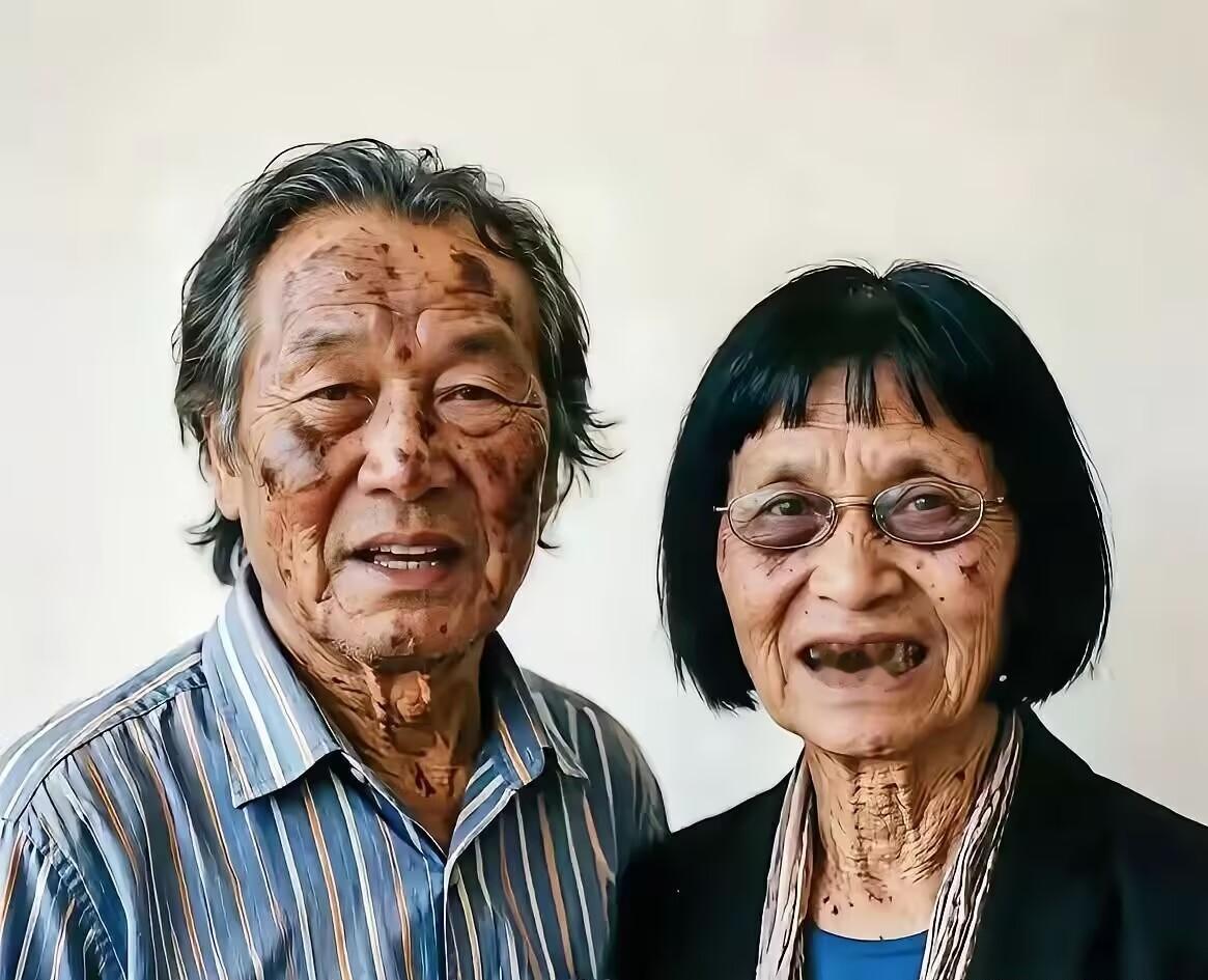 关于丁荭、刘翔鹏两位创作者，网上所谓“相关处置消息终于来了，这一次没有和稀泥”的