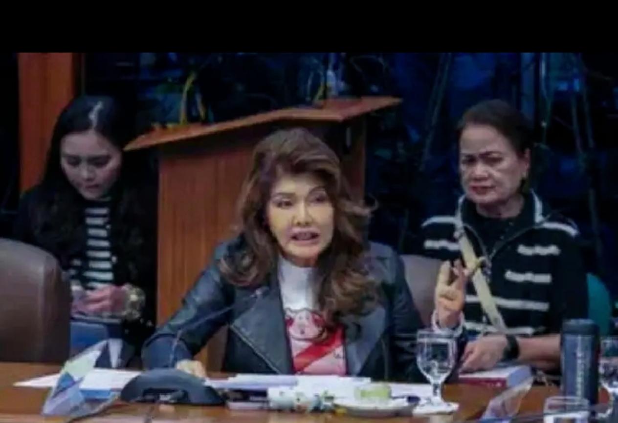 就在刚刚参议员伊梅·马科斯在蓝丝带委员会11月14日（周五）举行的听证会之前