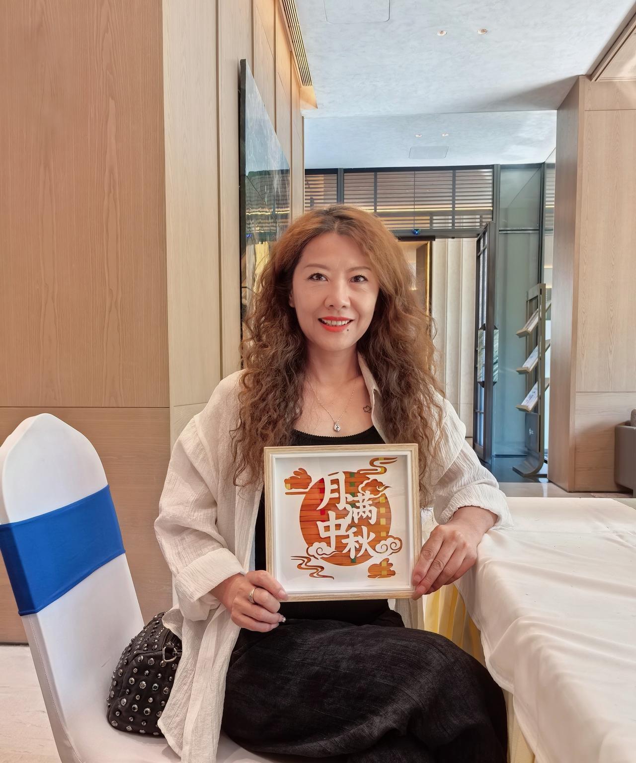 我今天又去参加活动了。在开发商的另一个楼盘，只要是这个开发商的业主都可以去参加。