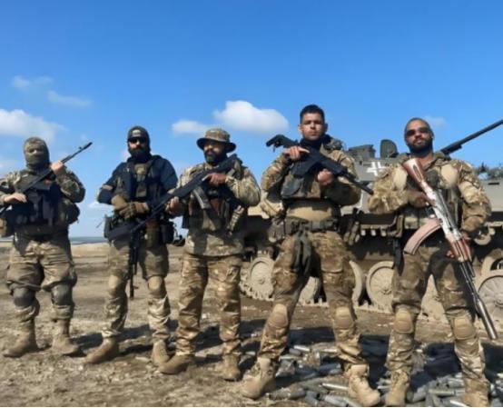 美以再遭惨痛失败，伊朗突然开启天眼获取重要情报，全歼美以雇佣兵大队，一个活口也没