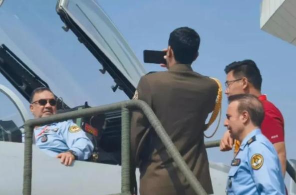 令人唏嘘，坚定的歼-10战斗机派、伊朗国防部长阿齐兹·纳西尔扎德刚被确认已经阵亡