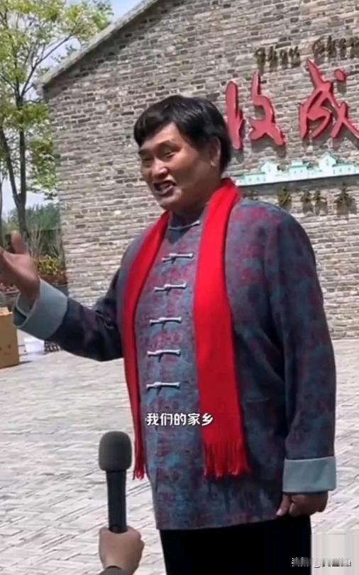不查不知道，一查吓一跳！出场费仅10万，但节俭的朱之文私下多壕，不少网友好奇，镜