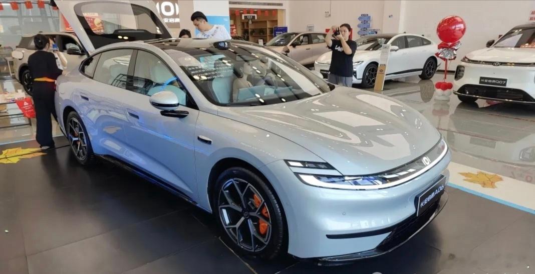 最近上市的启源A06数据显示从11月9号到11月30号不到一个月订单超30000