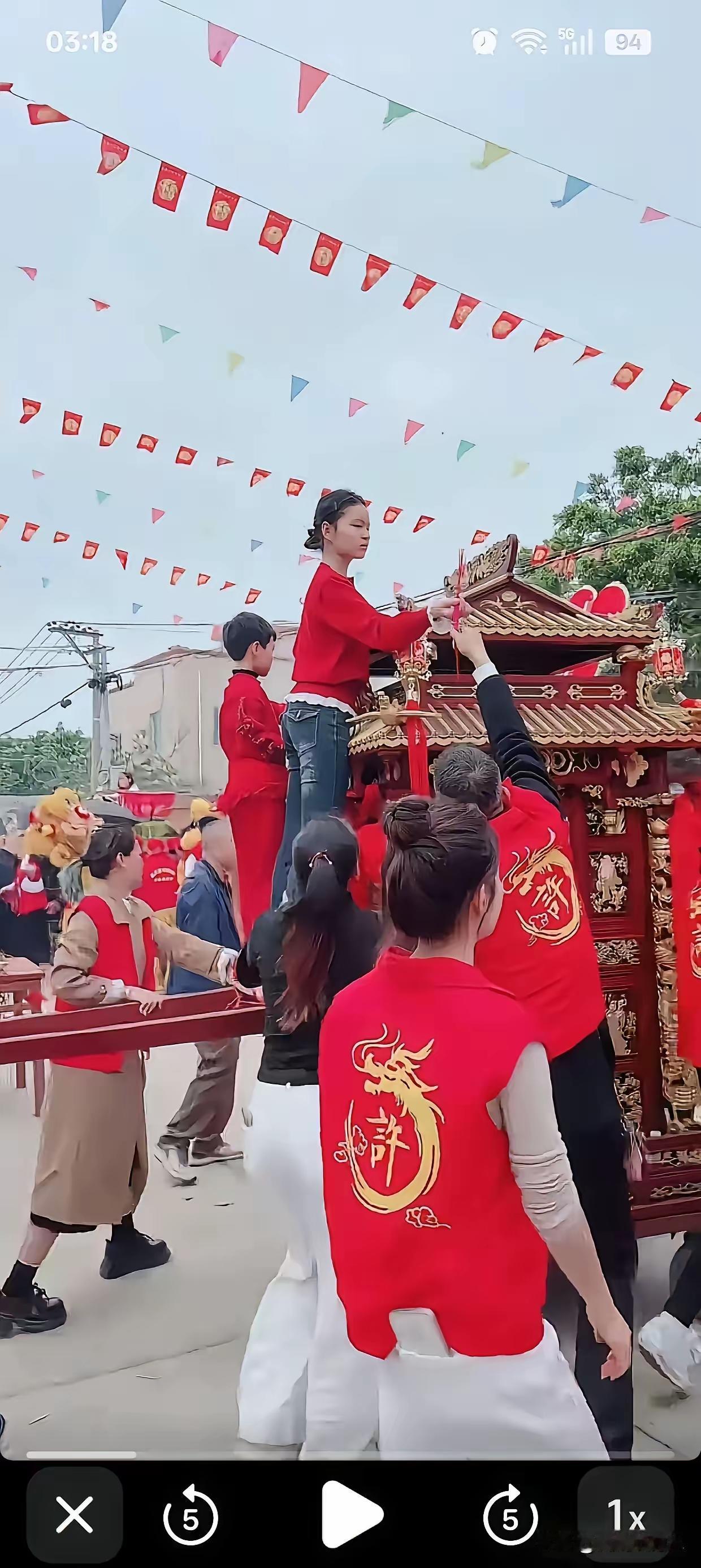 这次姓许的是真坐不住了，整个人彻底慌了神。他倒不是怕妈祖怪罪，毕竟他本就不信这些