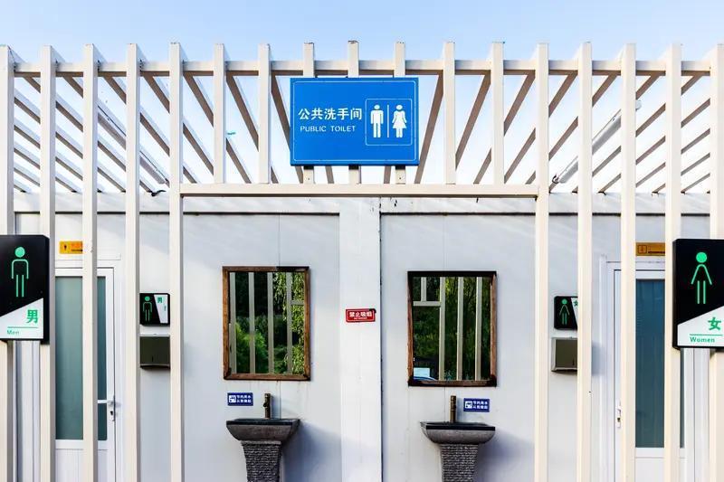 明年高速路服务区厕所要改造啦，这消息太让人振奋！12月23日交通运输部公路局局长