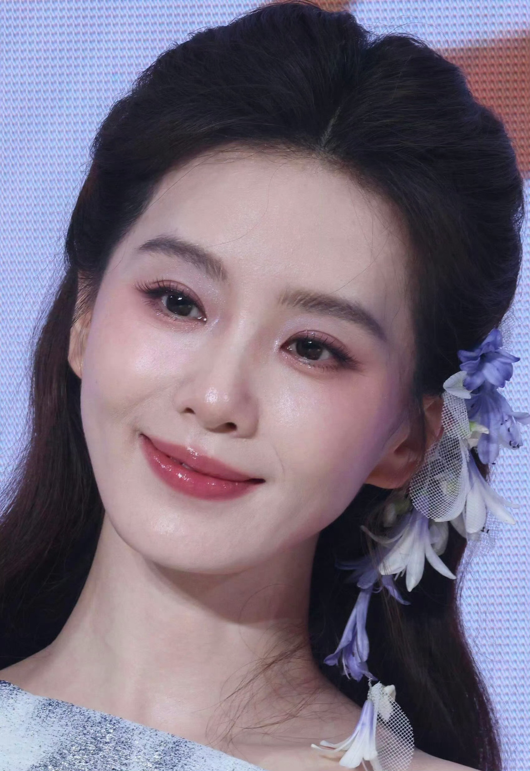 生图得生成这样才叫生图女明星得美成这样才叫女明星