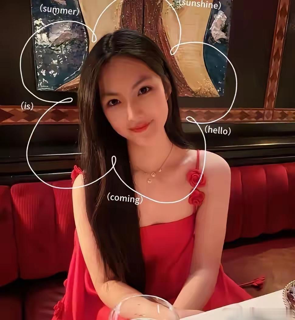 王诗龄越来越漂亮了，颜值比妈妈年轻时还要高，果然是女大十八变​​​