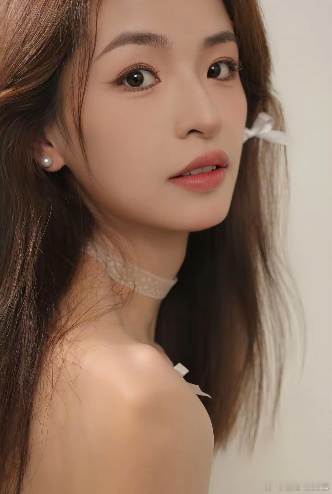 安静公主人像摄影小姐姐冬季穿搭