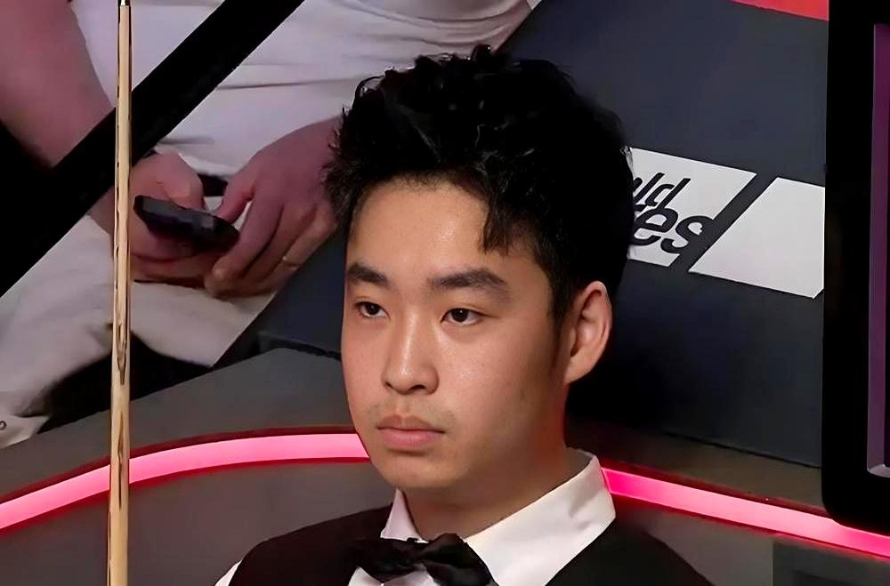 斯佳辉2-6一轮游，钱包却先破百：保底2.5万英镑到账，折合人民币20多万。