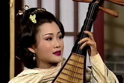 公元1642年，18岁的陈圆圆，被迫成为了崇祯皇帝的女人，只睡4个小时的崇祯，竟