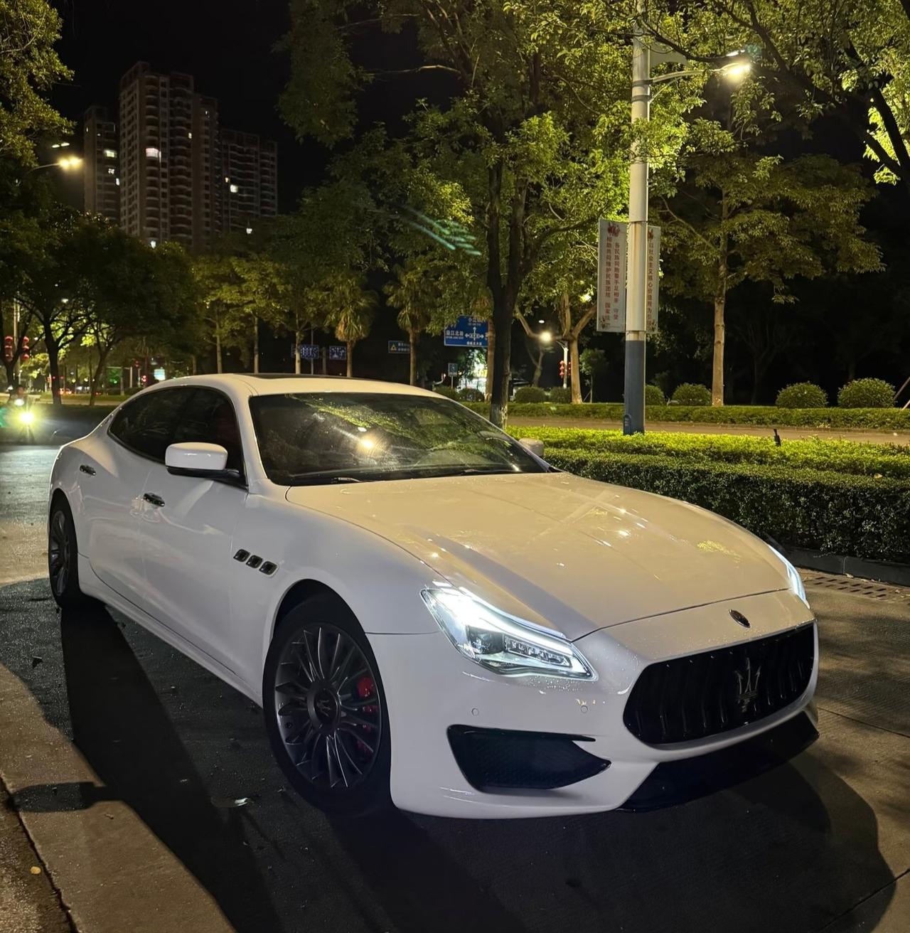 悔不当初[捂脸哭]当时迷信意大利超跑基因，舍弃帕纳梅拉，提了玛莎总裁，几年下来