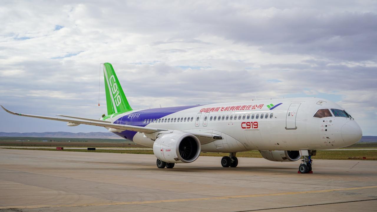 【C919叩响欧洲大门，全球航空“两强”格局面临中国冲击】欧洲