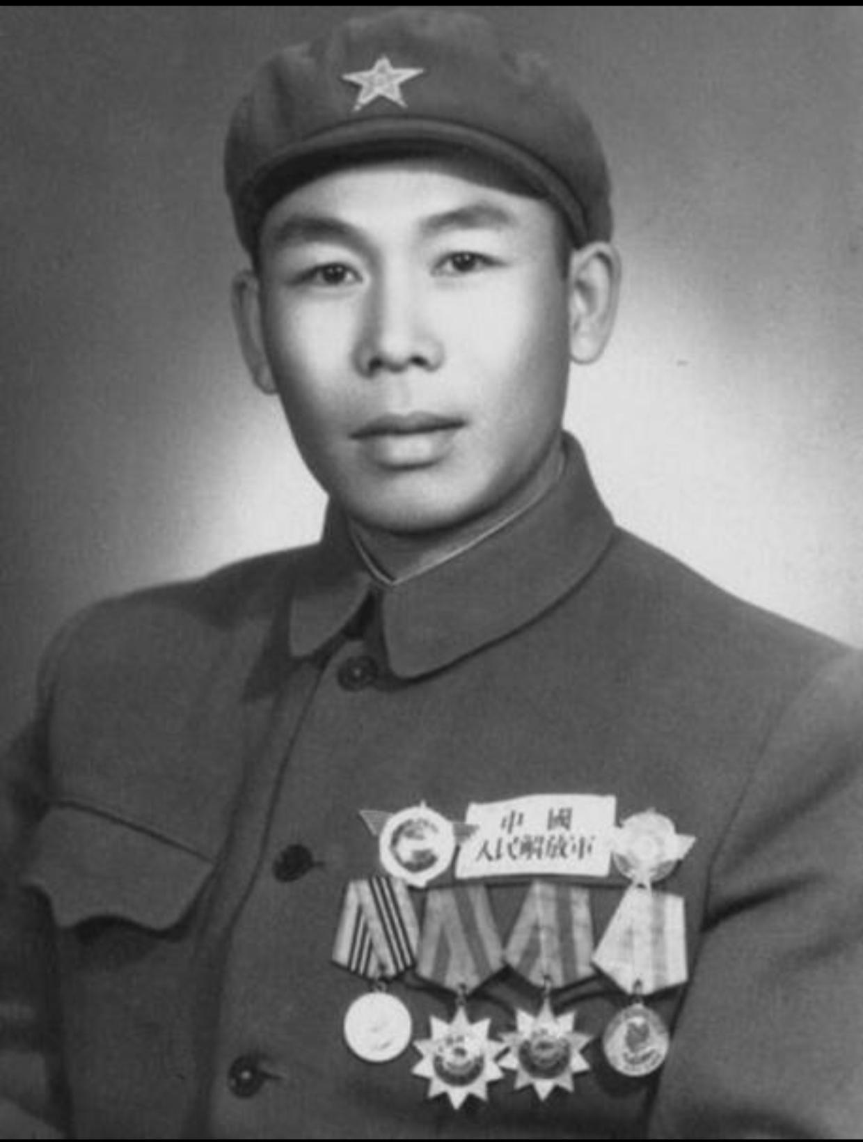 赵兴元将军回忆战术之战前五交代赵兴元将军，山东人章丘人，1939年7月