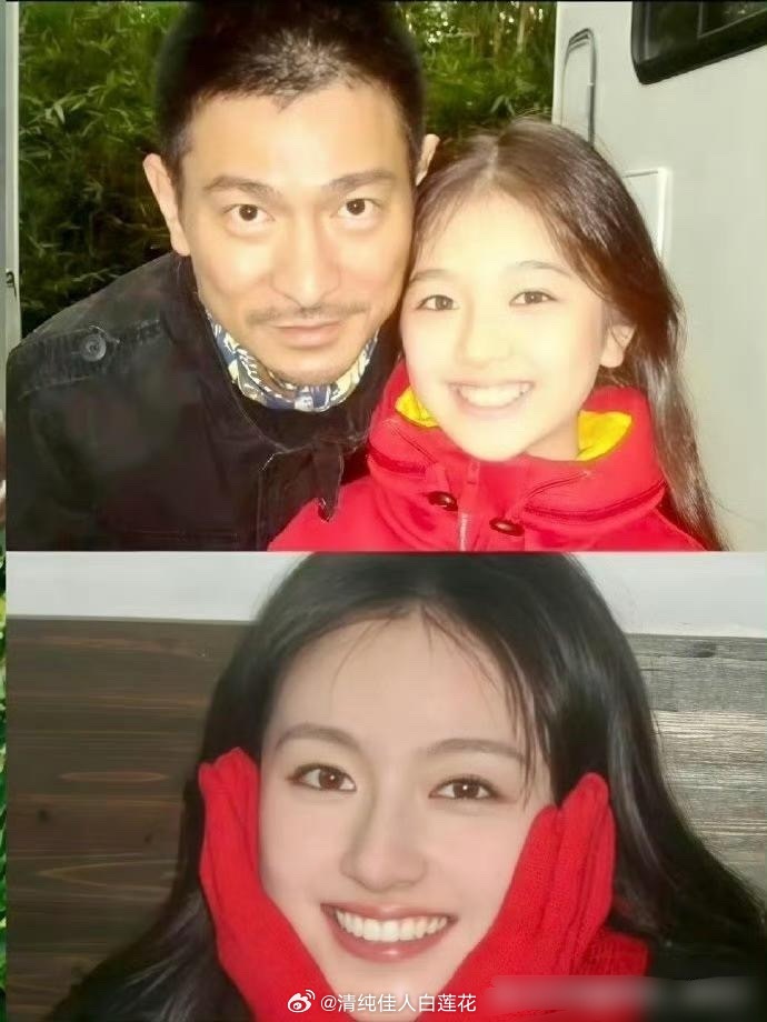 李兰迪笑起来和小时候简直一模一样，完全等比例长大，果然是原生脸就是耐看