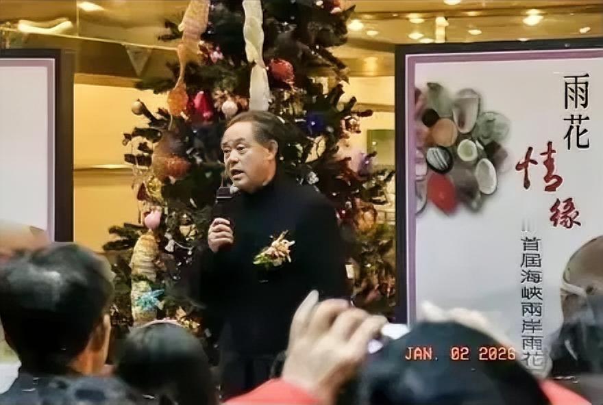 国家文物局这波操作太生猛了，空降南京博物院，二话不说先把库房锁全换了！这可不是拍