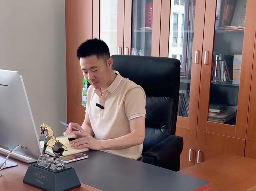 净资产刚过5000万的中小老板，为什么不全卖掉换成现金吃喝玩乐躺平？其实真正管过