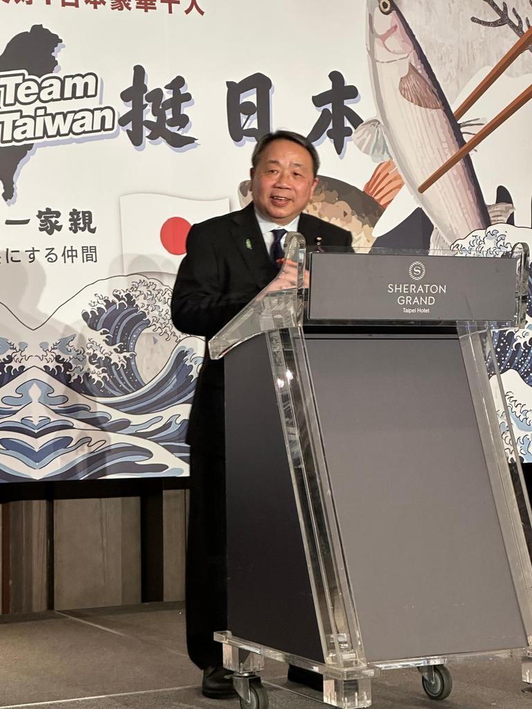 汉奸石平（日本参议员）今天（1月10日）发文说：“台湾之行的回忆：6日晚，我抵达