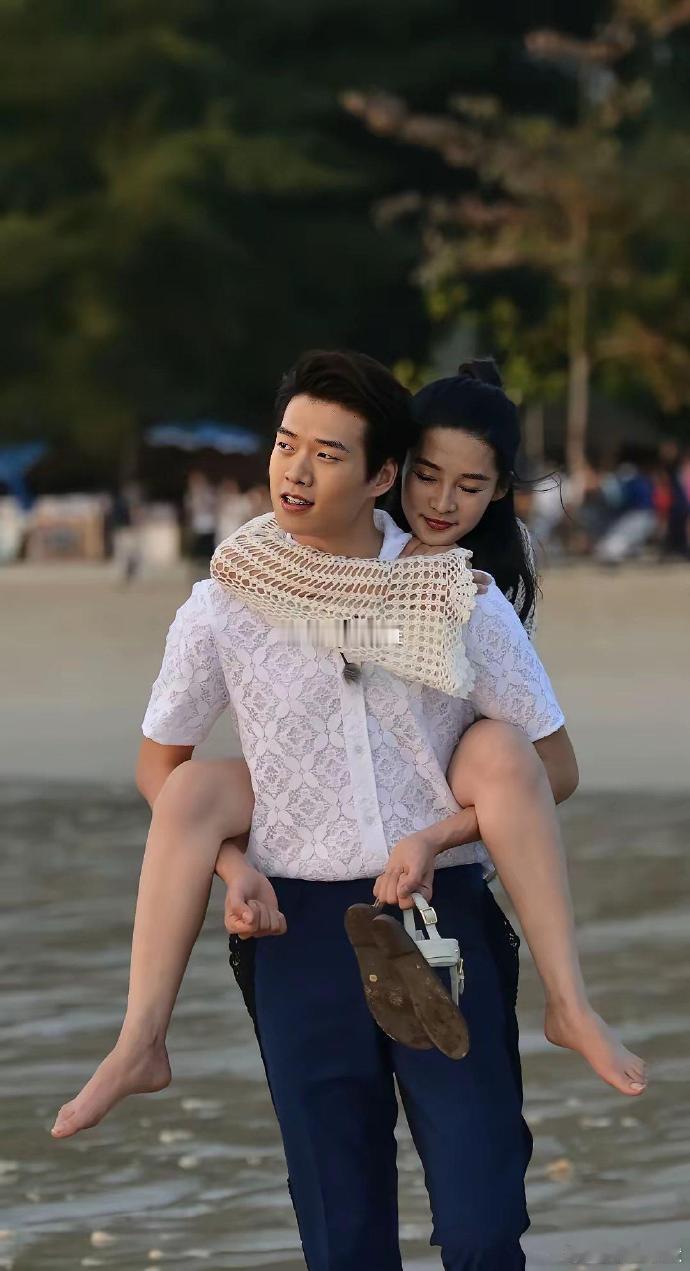 真人秀节目都这么搞合适吗？！​​​