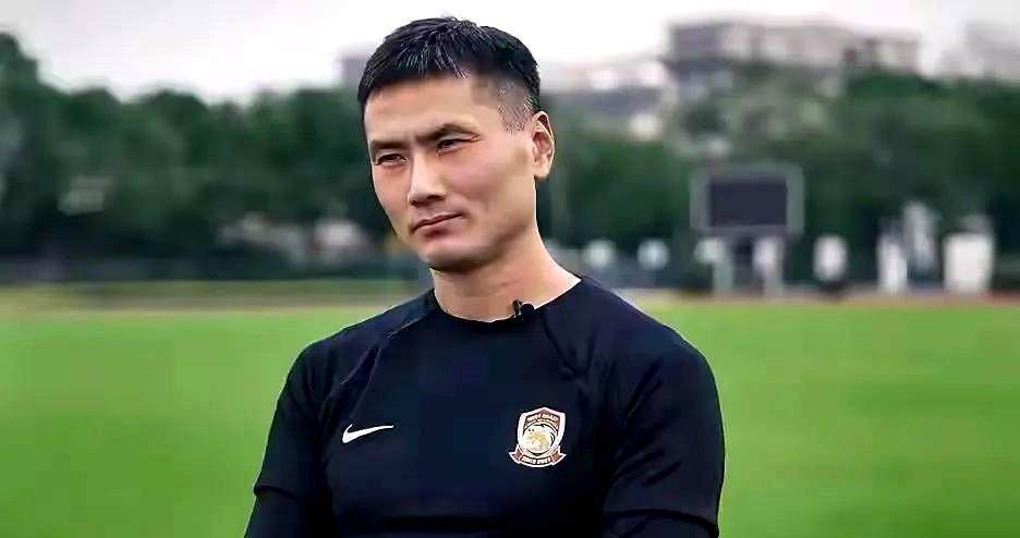 邵佳一太猛了，新官上任三把火，明年3月国足热身赛不打软柿子，邵佳一首场热身赛要邀