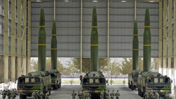 全世界都在等着看中国的成色！俄乌停了，中东平了，周边一圈邻居都在屏住呼吸，看这个