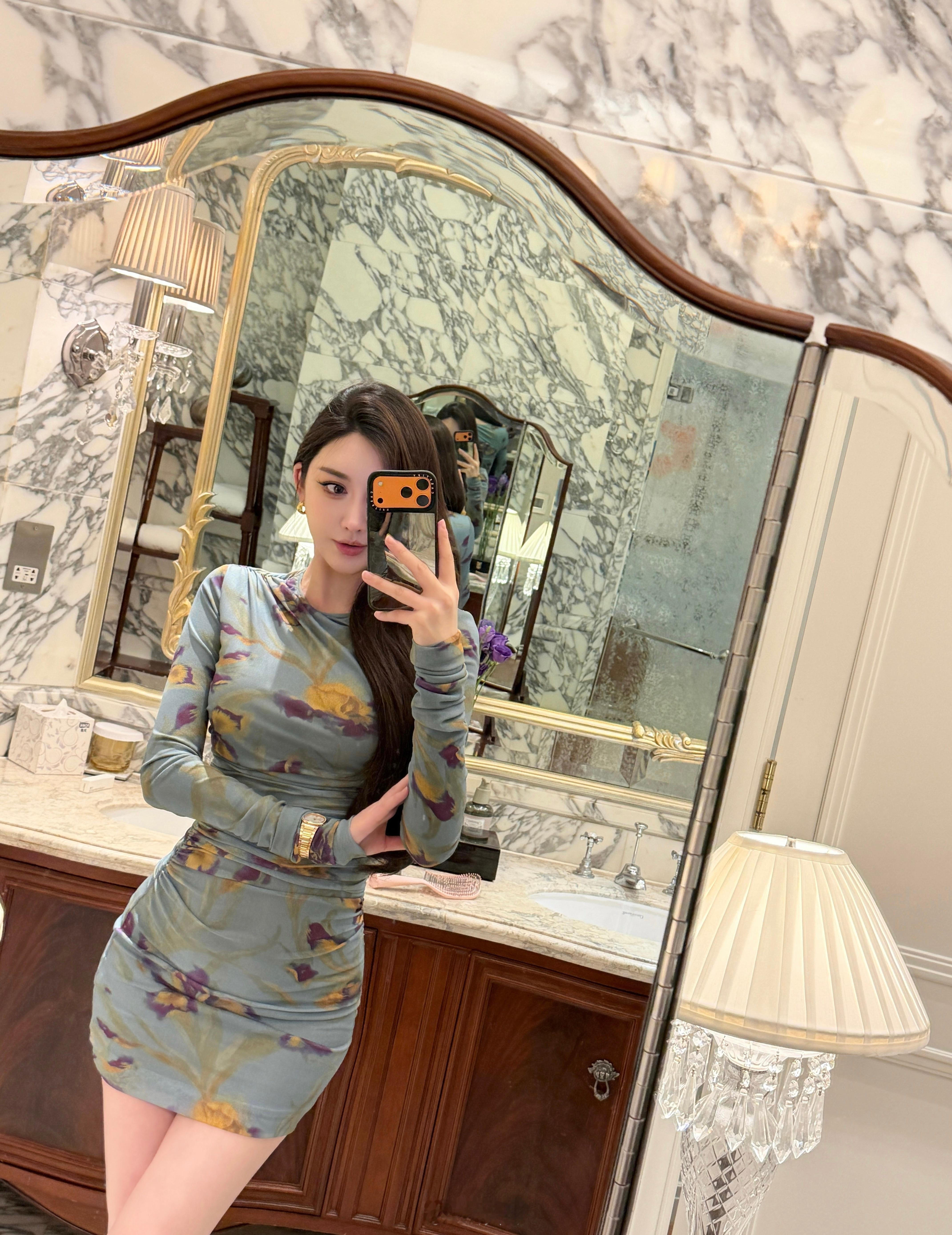 富人新标识：iPhone戴casetify手机壳！