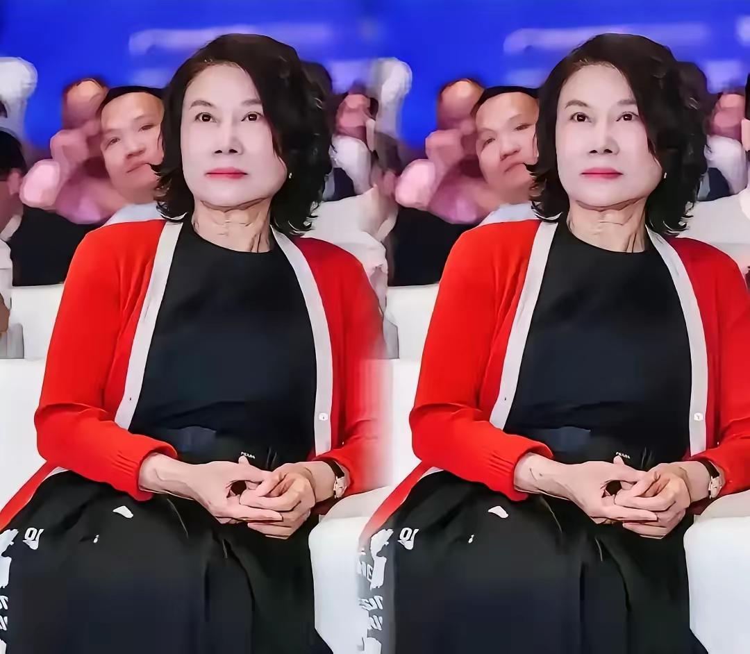 格力官宣以后全用铜管做空调，那些修空调的师傅们可高兴坏了！以前用铝管的空调，漏氟