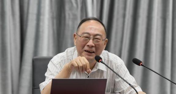 中国未来五年日子不好过！金灿荣教授曾发出警告：未来五年极有可能发生一件大事，