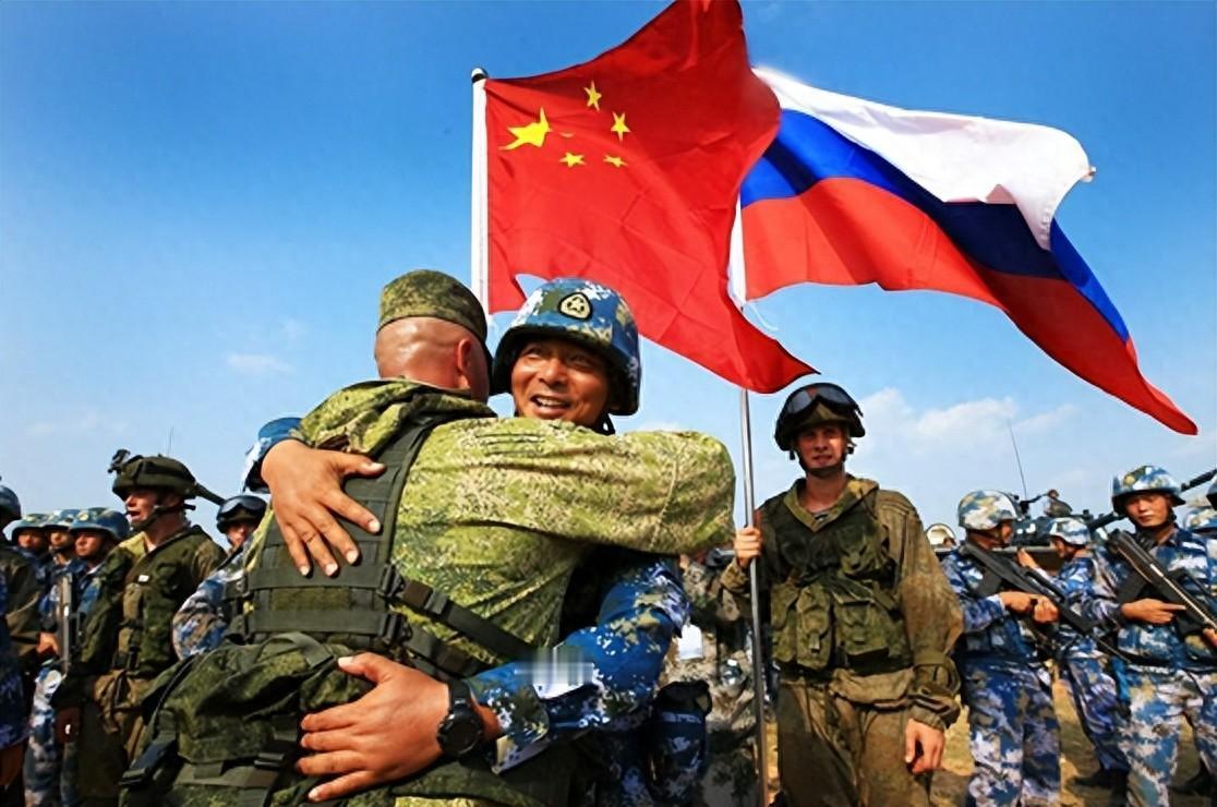 解放军官宣一条不简单的消息！中、俄、哈、吉、塔五国军队，完成今年最后一轮边境裁军