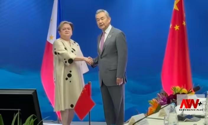 7月22日下午，不仅举办了中国与东盟的外长会，王外长还同菲律宾的外长拉扎罗举行了