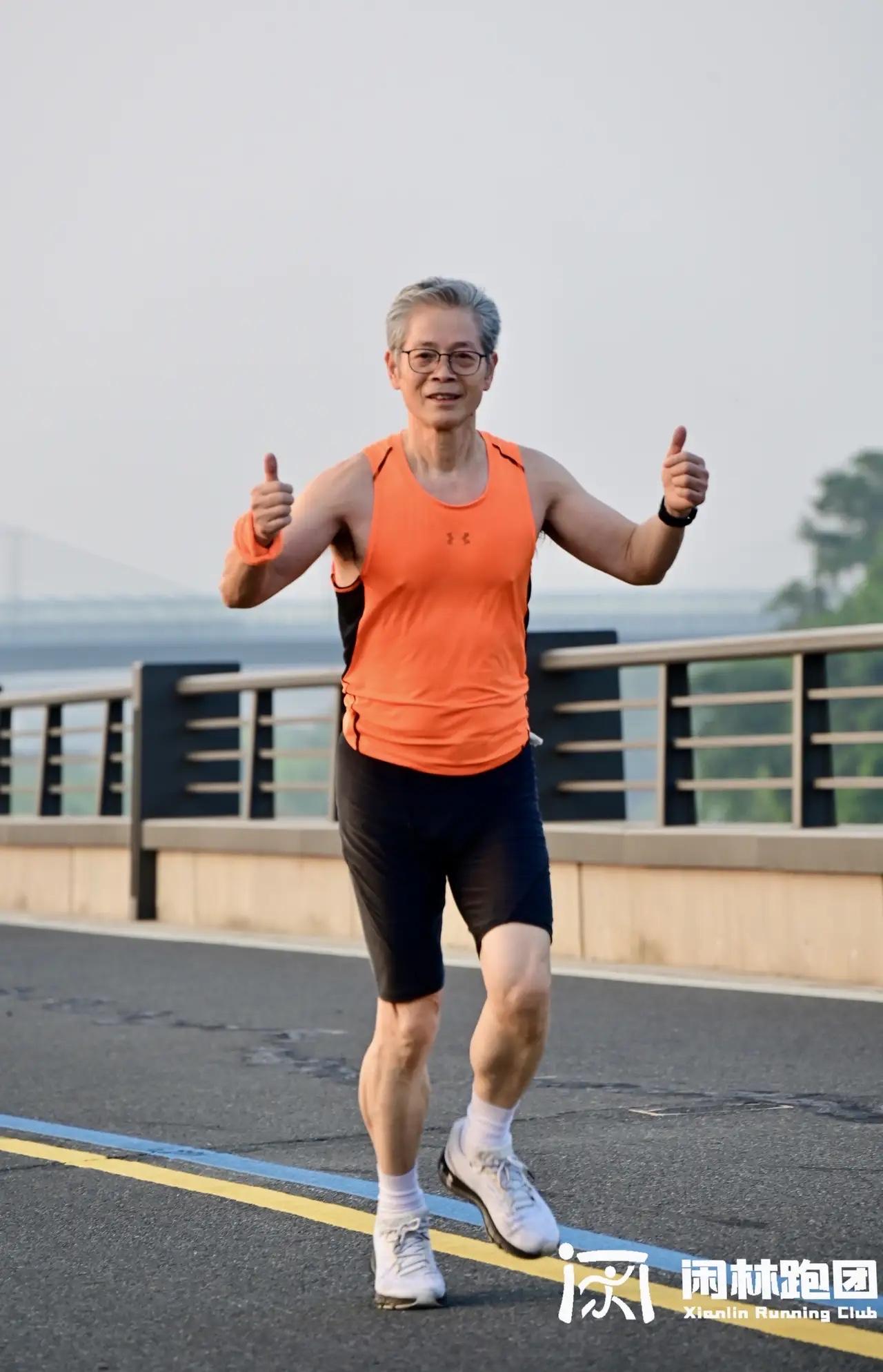 我们都得认清一个现实：这世上绝大多数人，努力一辈子，终究还是平凡人。但平凡不