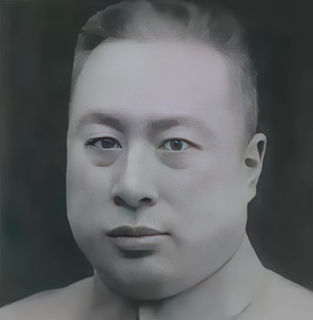 1931年，日军逼近齐齐哈尔，40岁少将谢珂下令开库取出99挺机枪，有人拦他说督