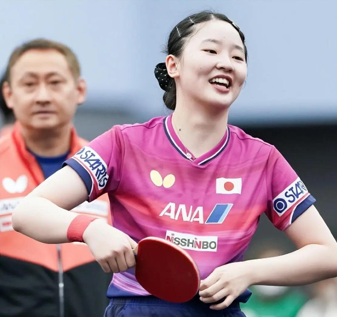 很多人以为国乒这次澳门赛颗粒无收，是因为张本美和太强了。说句实话吧，张本强只是表