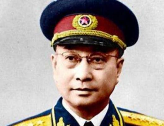 陈赓和黄埔同学决裂，胡宗南说：日后战场相见，我留你一命！陈赓说：日后战场相见，我