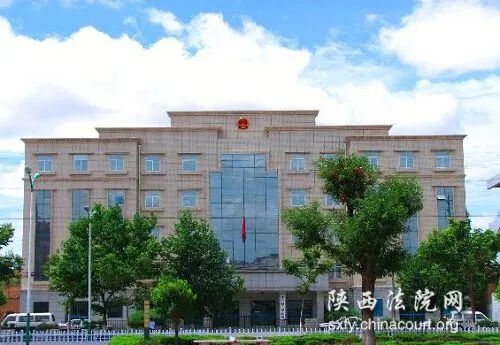 男子家暴妻子后将其推下悬崖 当庭翻供