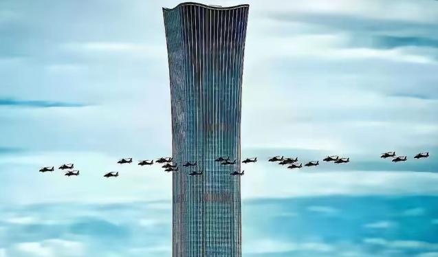 中美谈崩了，美国拒不妥协，仗着自己经济和科技方面的优势，对中国又是施压又是遏制，