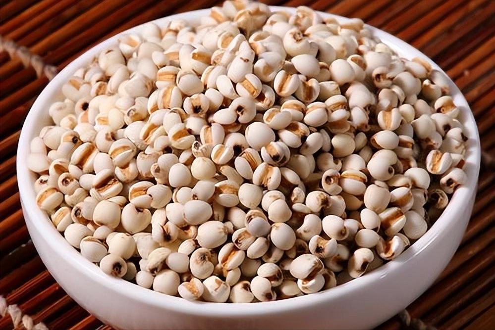 “湿气不除，百病生”，这4种粗粮要常吃，精神头足，安稳过冬天一到冬天，不少人