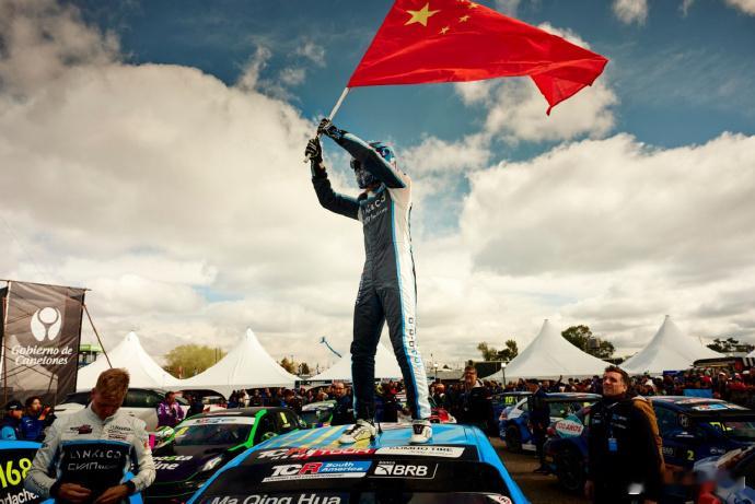 中国首款自研量产TCR赛车亮相领克正式宣布，将在12月6日发布全球首台中国品牌