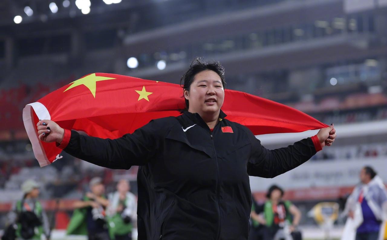 “自己的表现对得起严一枪这个称号”！严子怡在2026年5月满18岁后，参加的成