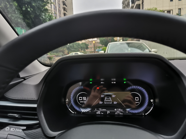 油车和混动都开过了，来讨论一下我的豪子2万5千公里了，没什么毛病，最近试开了大