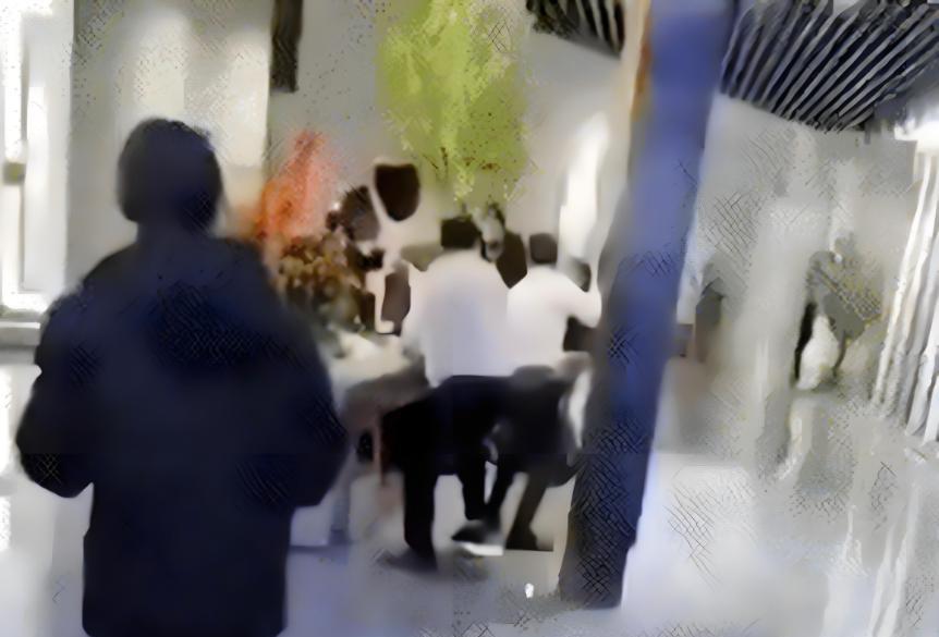 “还敢坐顺风车吗？”广东佛山，一女子开顺风车时，拉了一名比自己大10岁的男乘客，