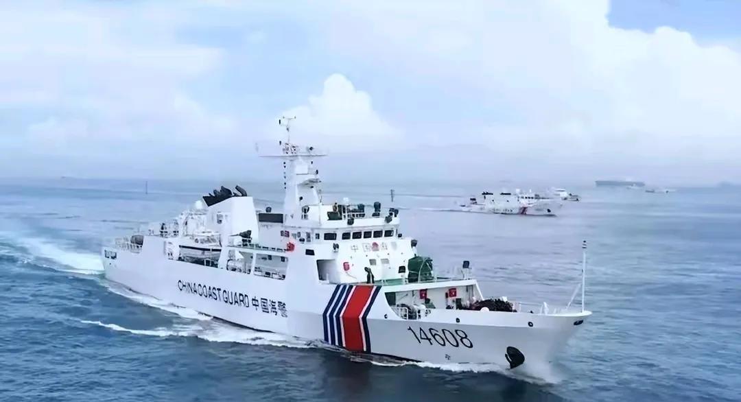 “日本人在钓鱼岛这么死缠烂打，图啥？图的就是底下那800亿桶石油和能掐住中国咽喉