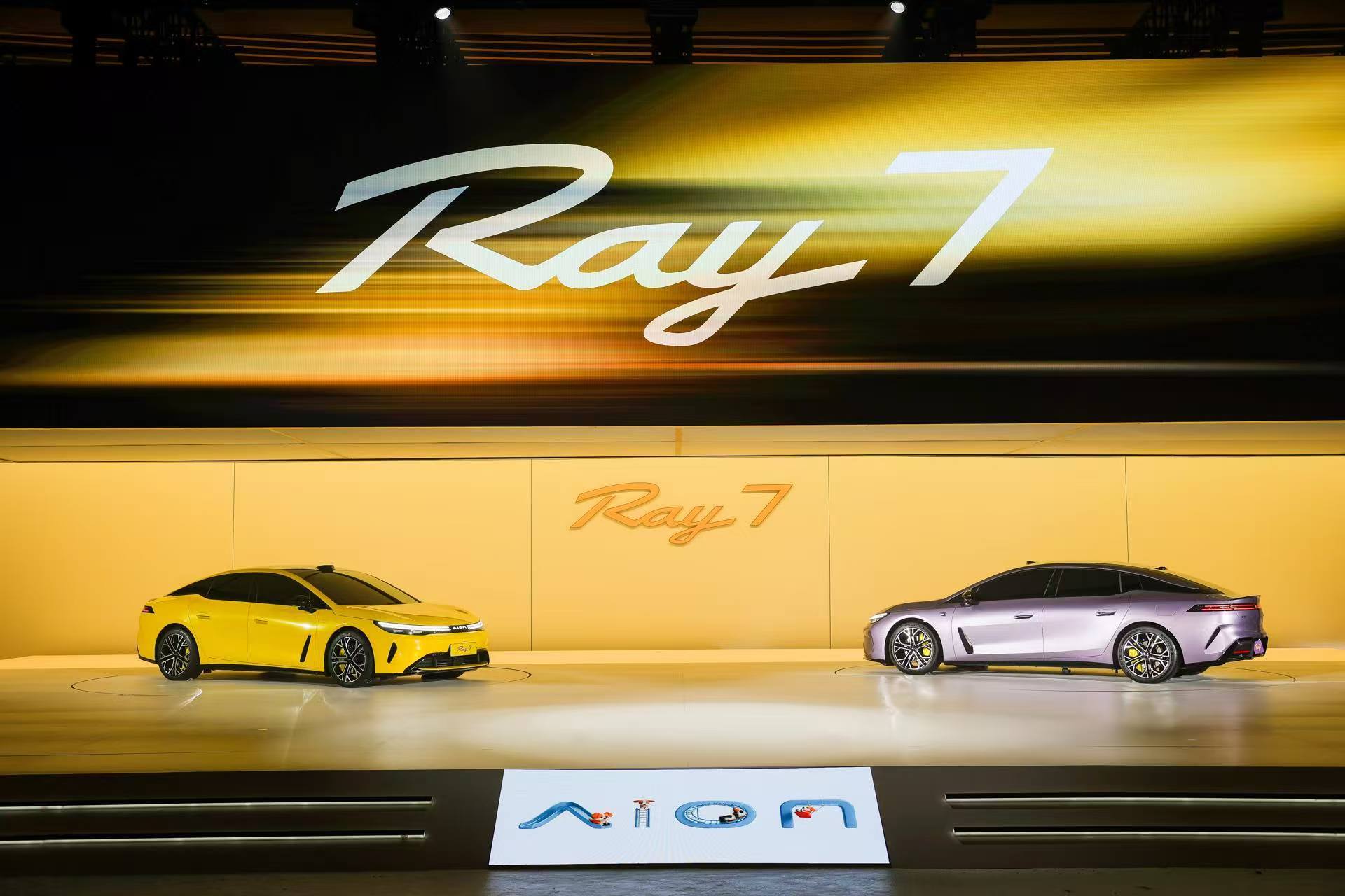 埃安超级纯电Ray7正式亮相华系适合年轻人的车来了现场参与Ray7发布会之后，我