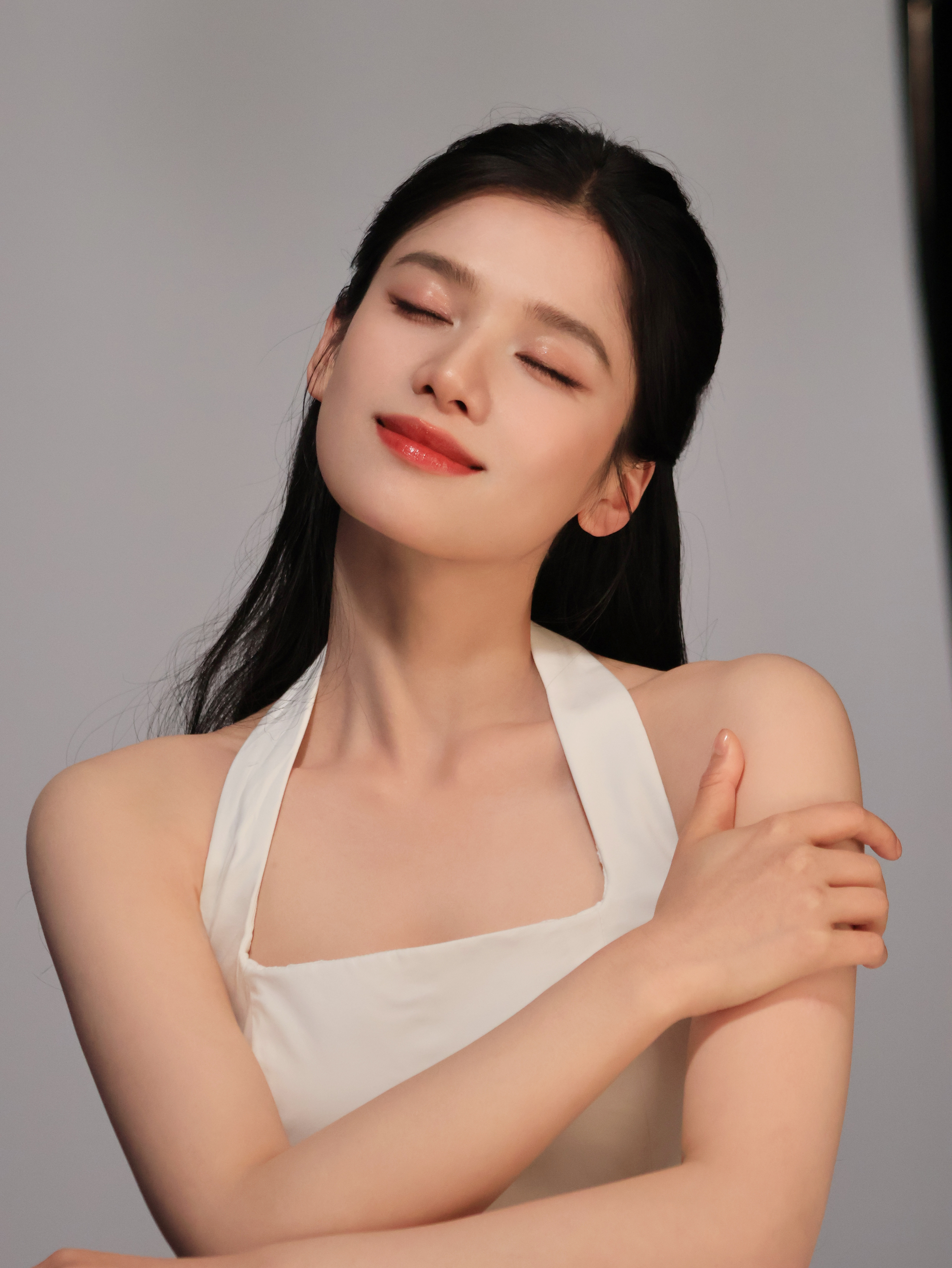 张婧仪在复制粘贴的时代，你是手写的诗