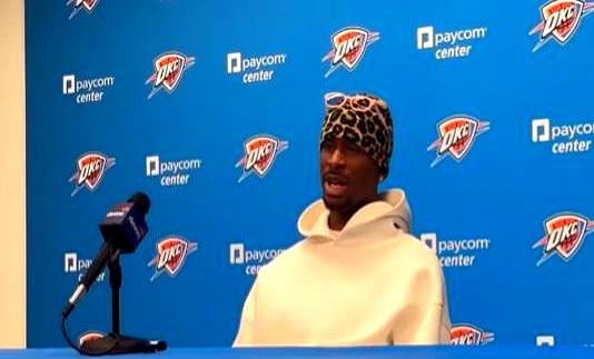 37岁库里伤停俩月，勇士的遮羞布彻底没了。现在32胜31负排西部第8，打雷霆