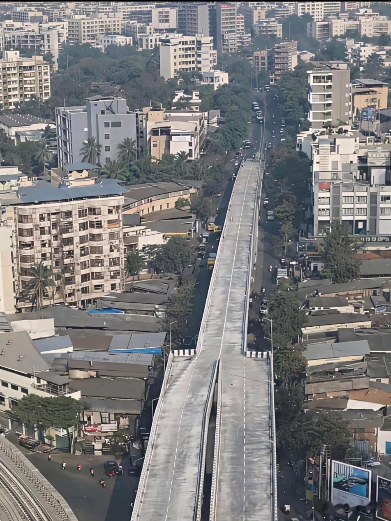 印度的高速公路是不是很有特色