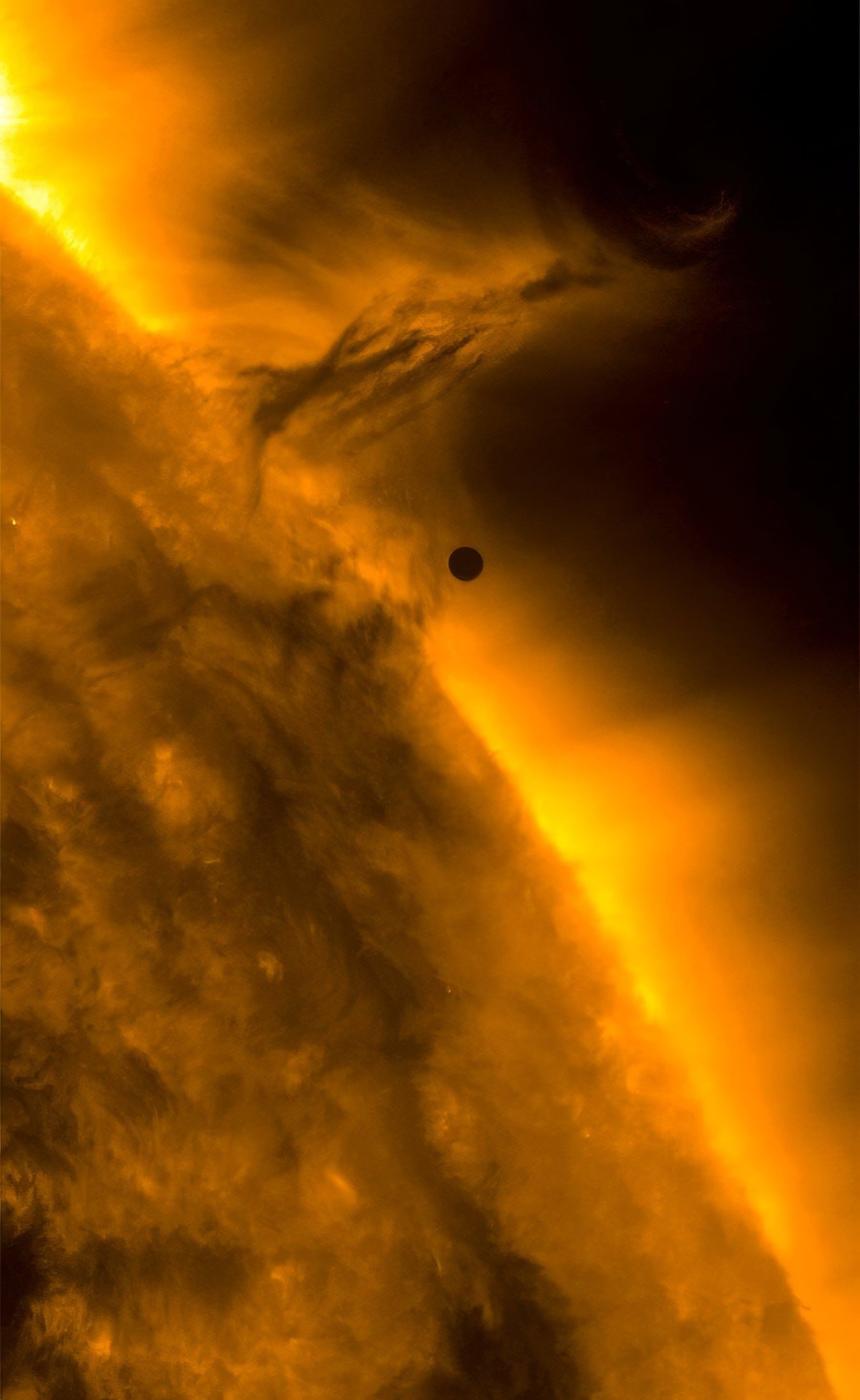 太阳背景下的水星​​​