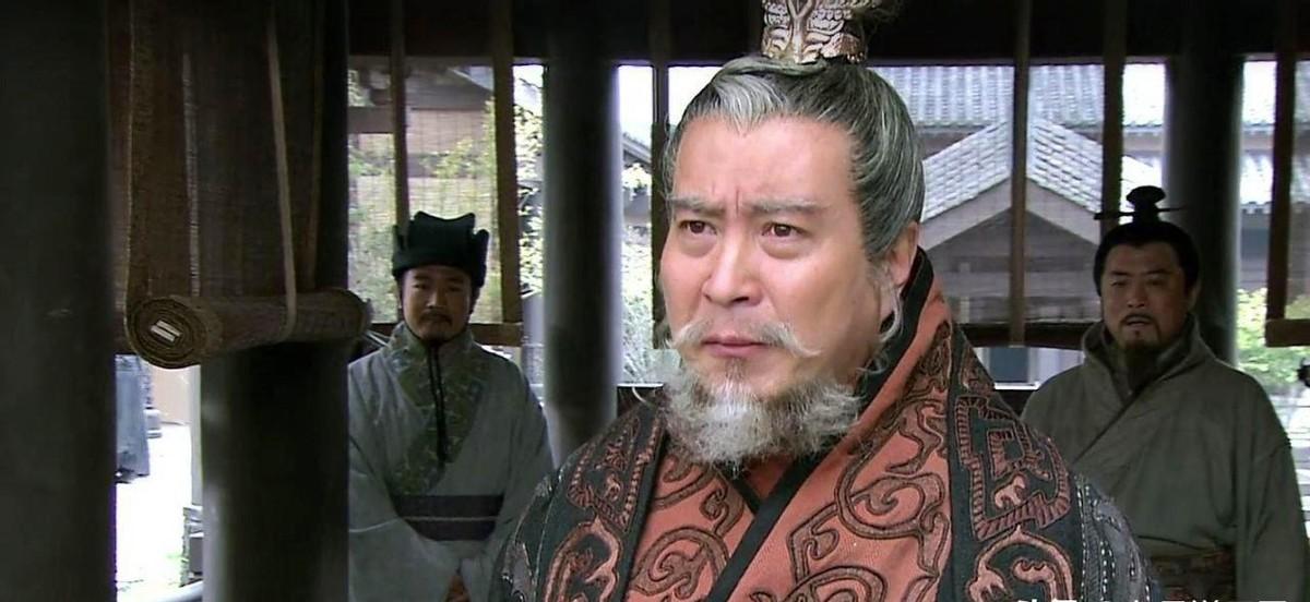 袁绍曾经失去了哪四位顶级谋臣和哪四位顶级名将，他们都分别是哪些人物？199年九